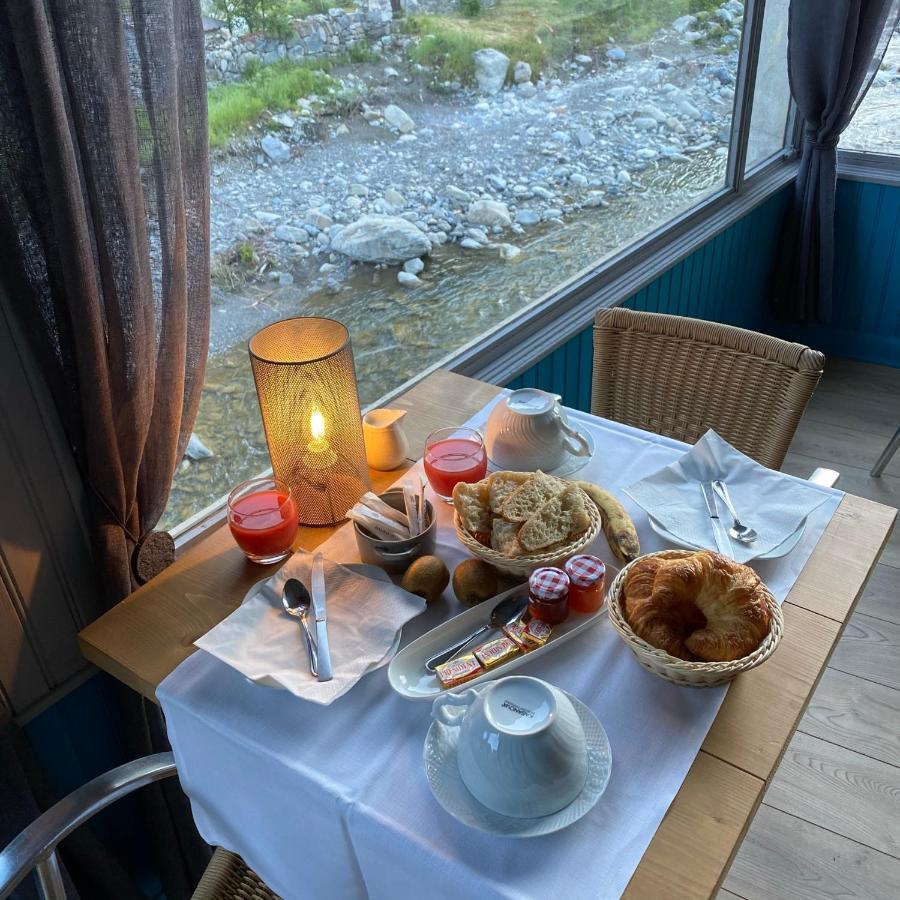 Hotel Fleur Des Alpes La Brigue Zewnętrze zdjęcie